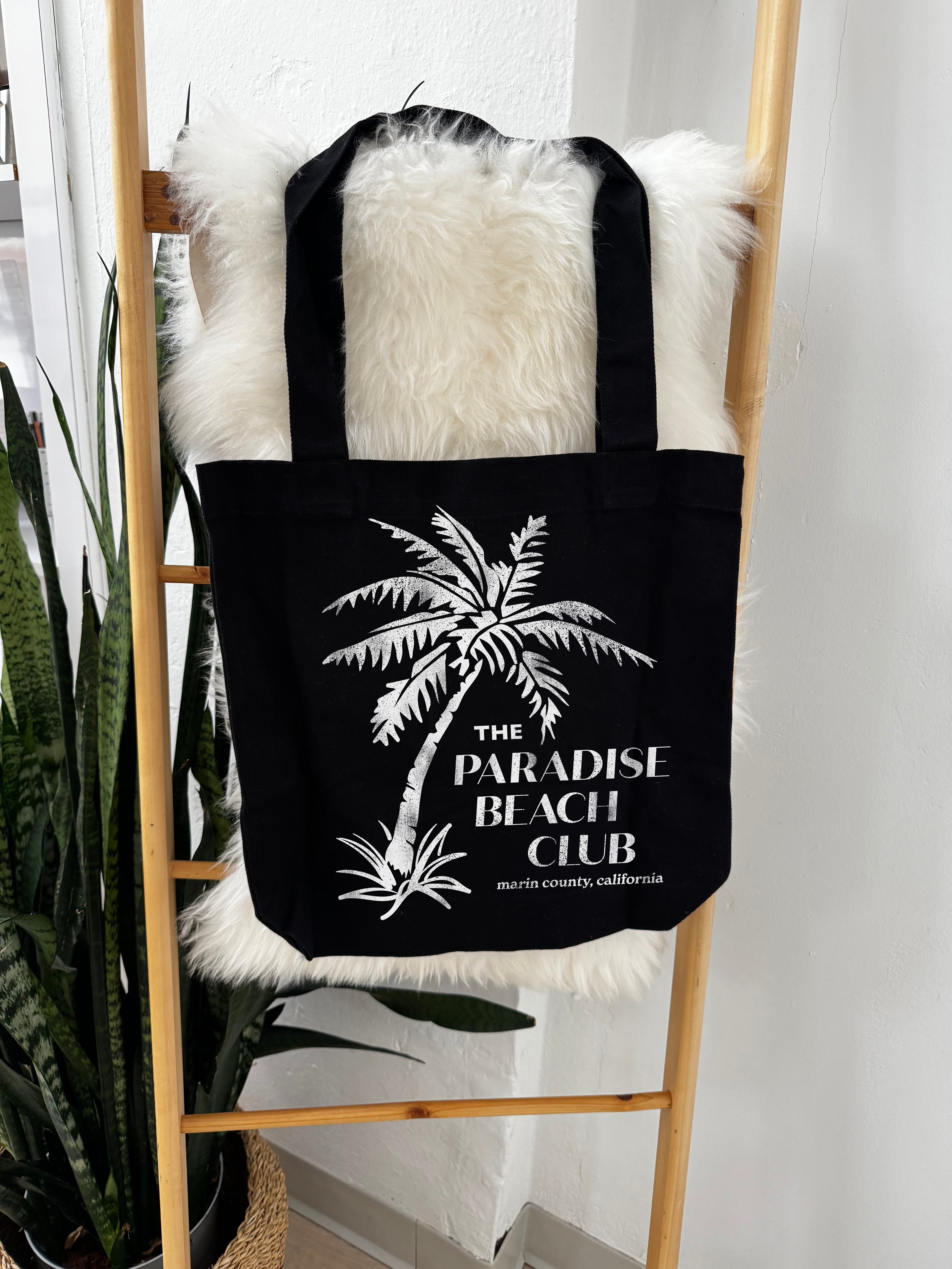 Paradise Beach Club Tote Bag