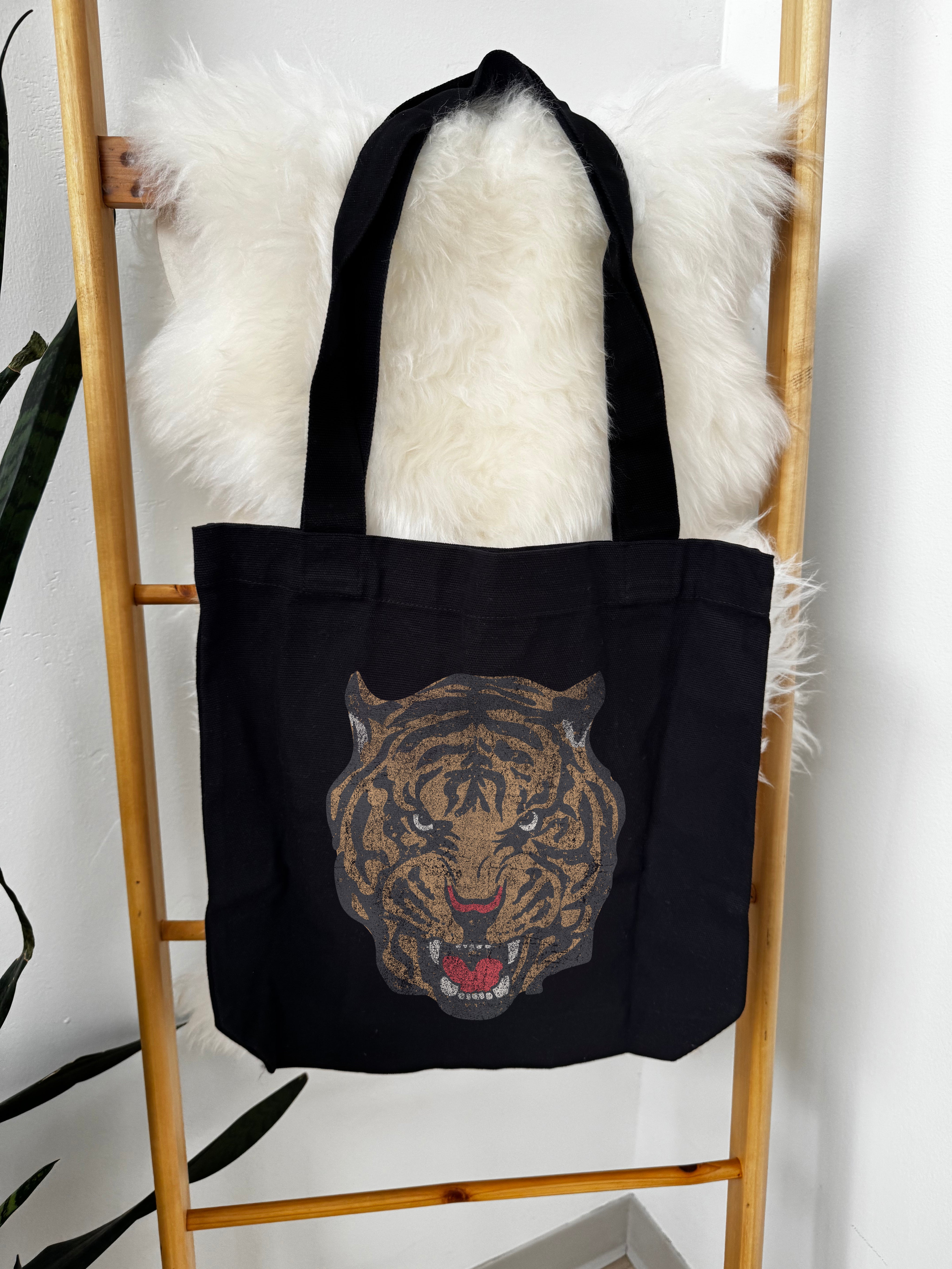 Roaring Tiger Tote Bag